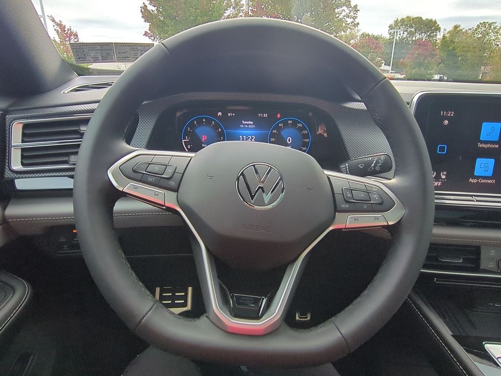 2026 Volkswagen Atlas Cross Sport 2.0T SEL R-Line Black