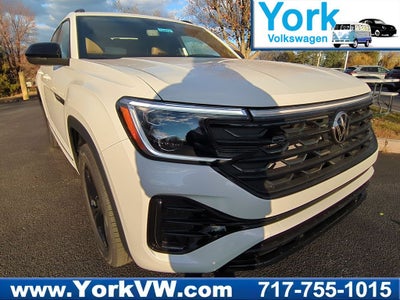 2026 Volkswagen Atlas Cross Sport 2.0T SEL R-Line Black