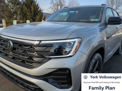 2026 Volkswagen Atlas Cross Sport 2.0T SEL R-Line Black