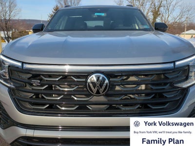 2026 Volkswagen Atlas Cross Sport 2.0T SEL R-Line Black