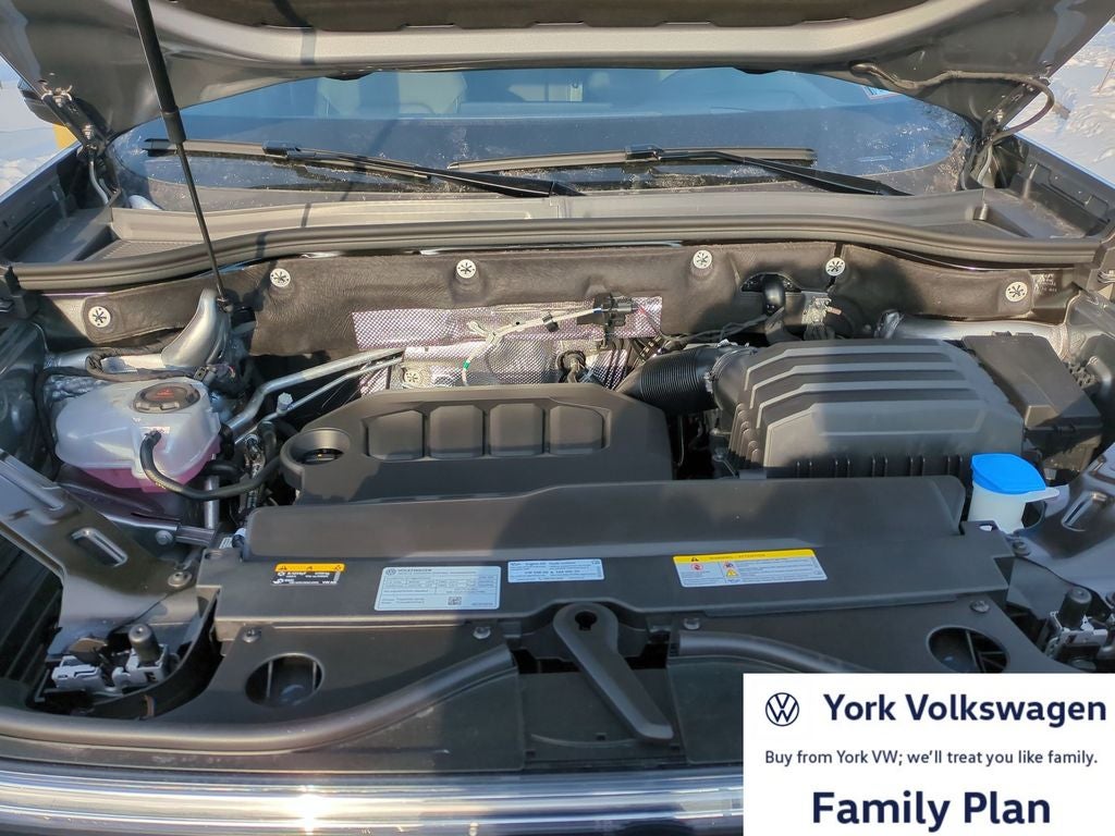 2026 Volkswagen Atlas Cross Sport 2.0T SEL R-Line Black