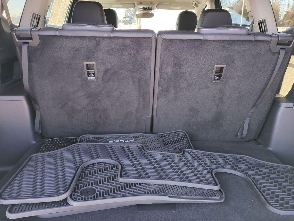 2025 Volkswagen Atlas 2.0T SEL