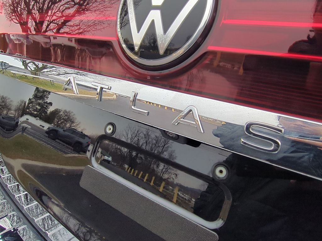 2025 Volkswagen Atlas 2.0T SEL