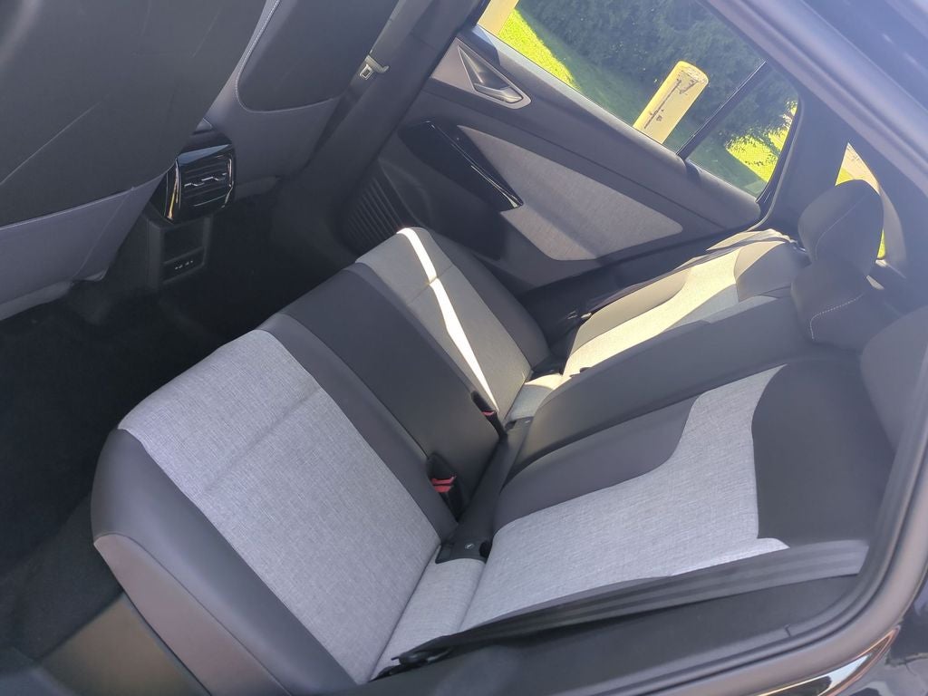2025 Volkswagen ID.4 Pro AWD