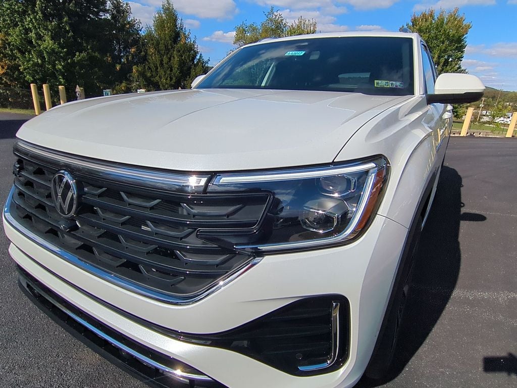 2026 Volkswagen Atlas Cross Sport 2.0T SEL Premium R-Line