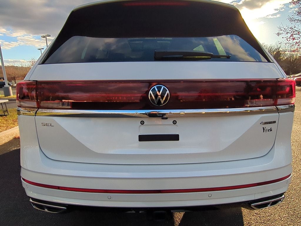 2026 Volkswagen Atlas 2.0T SEL Premium R-Line