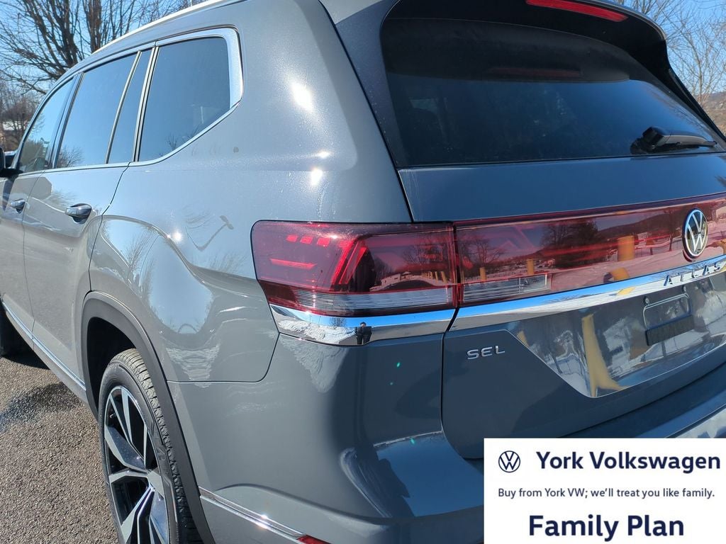 2026 Volkswagen Atlas 2.0T SEL Premium R-Line