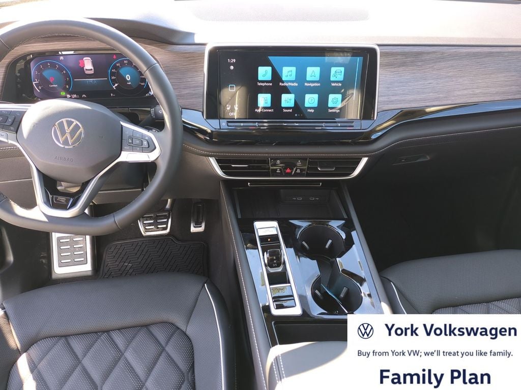 2026 Volkswagen Atlas 2.0T SEL Premium R-Line