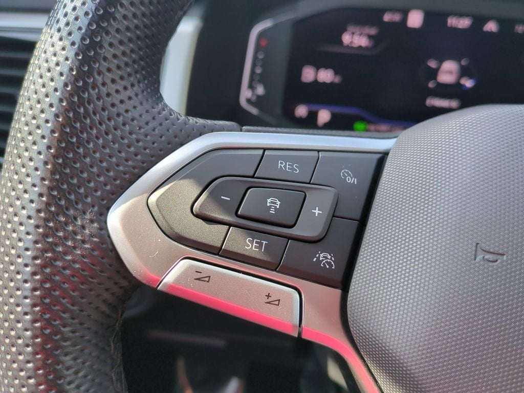 2022 Volkswagen Atlas 3.6L V6 SEL Premium R-Line