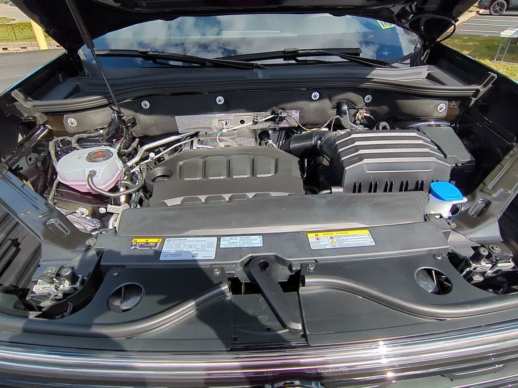 2026 Volkswagen Atlas Cross Sport 2.0T SE w/Technology