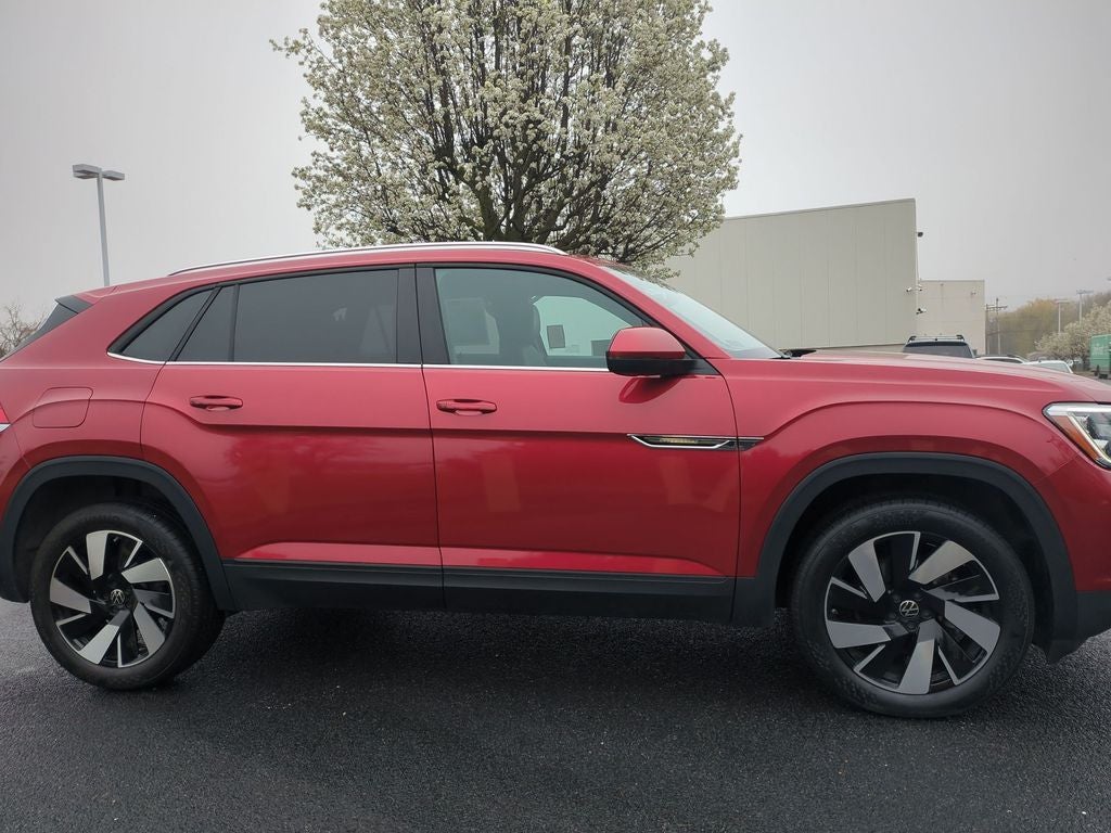 2024 Volkswagen Atlas Cross Sport 2.0T SE w/Technology