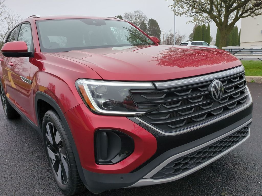 2024 Volkswagen Atlas Cross Sport 2.0T SE w/Technology