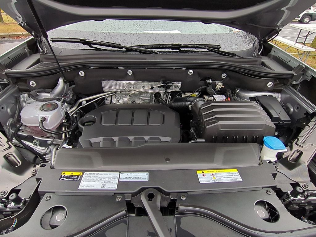 2025 Volkswagen Atlas Cross Sport 2.0T SE w/Technology