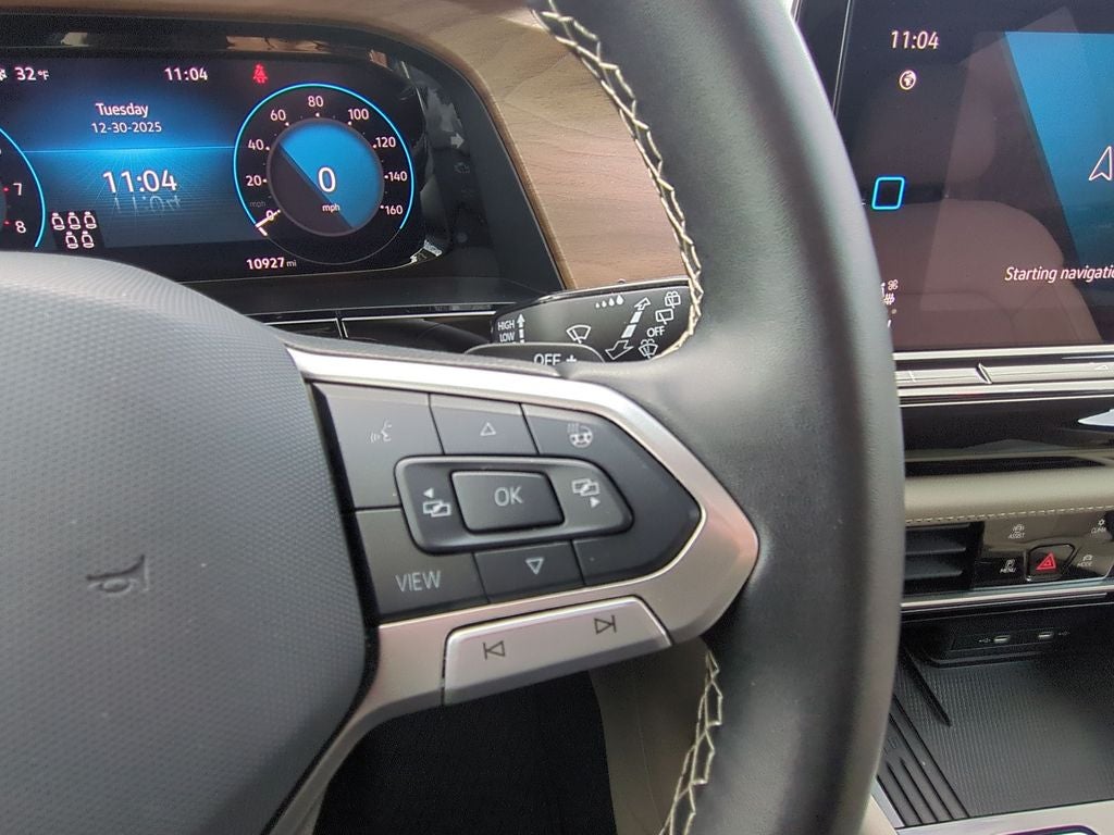 2025 Volkswagen Atlas 2.0T SE w/Technology