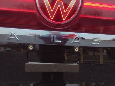 2025 Volkswagen Atlas 2.0T SE w/Technology