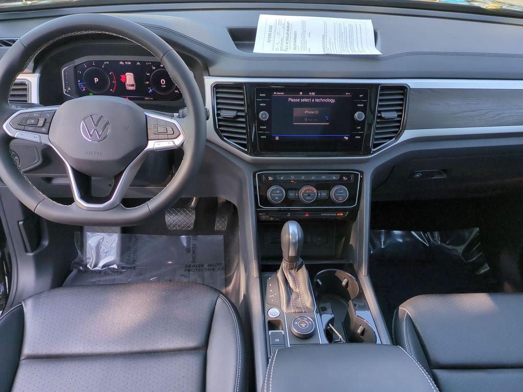 2023 Volkswagen Atlas 3.6L V6 SE w/Technology