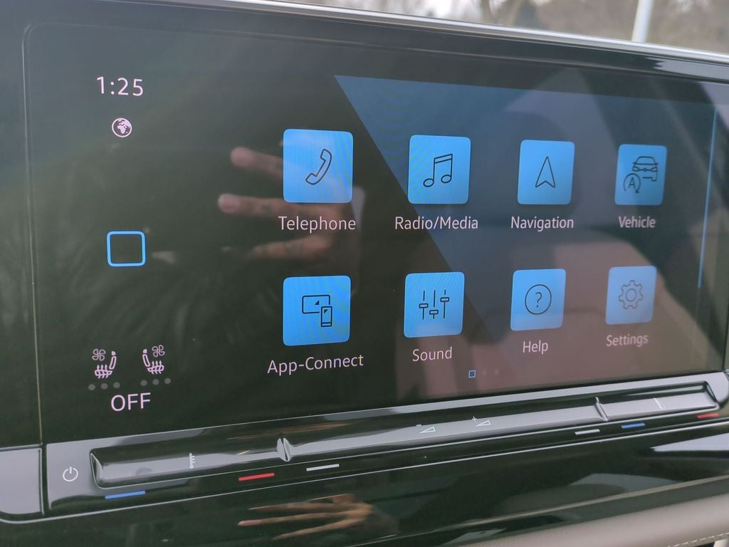 2025 Volkswagen Atlas 2.0T SE w/Technology