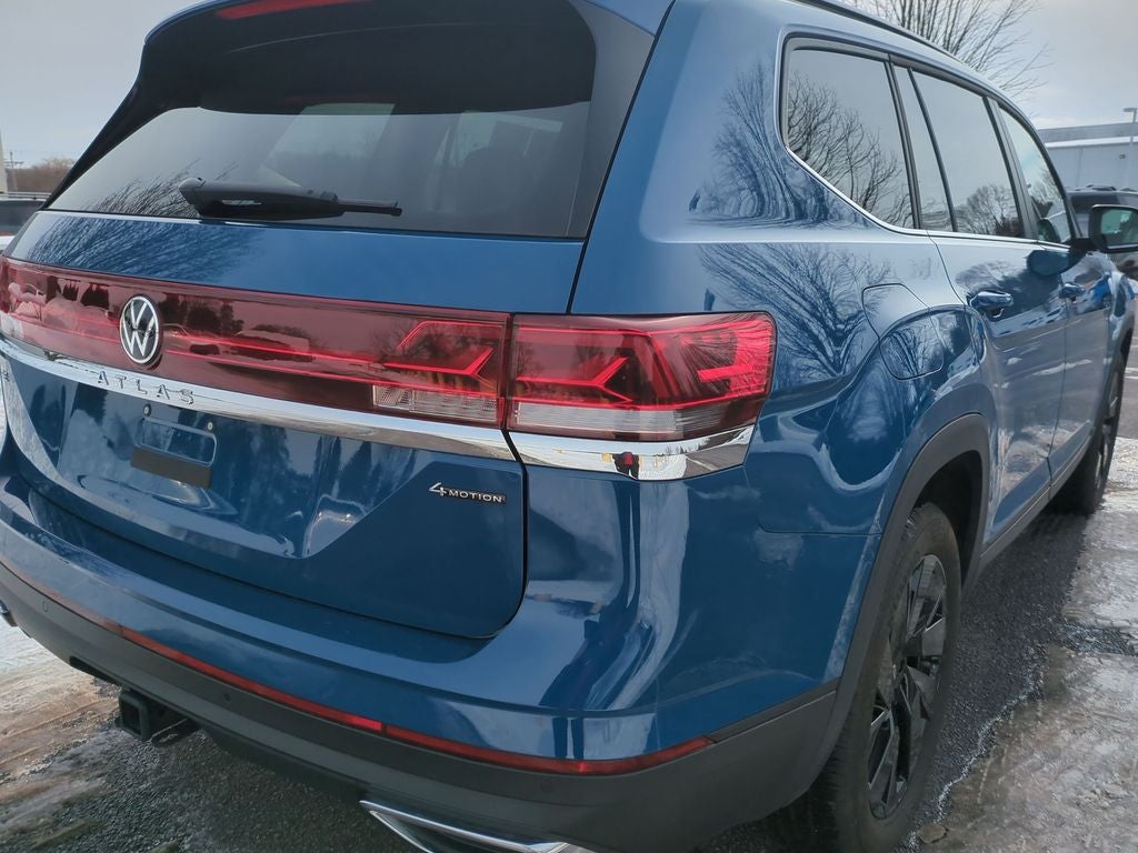 2025 Volkswagen Atlas 2.0T SE w/Technology
