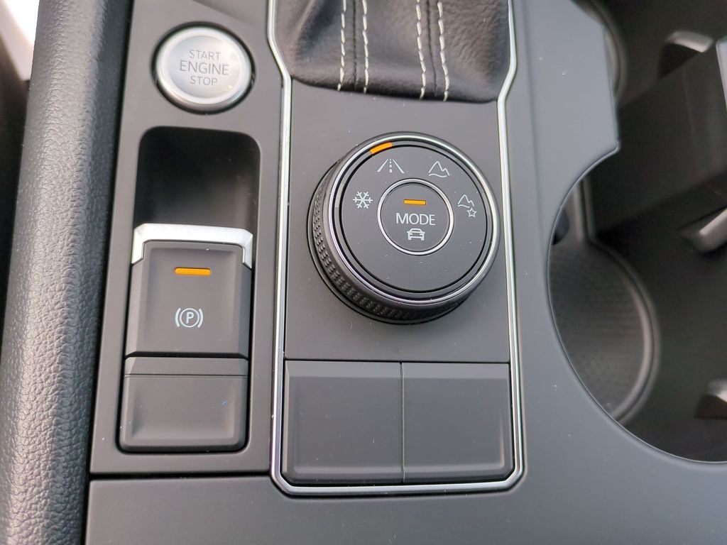 2022 Volkswagen Atlas Cross Sport 2.0T SE