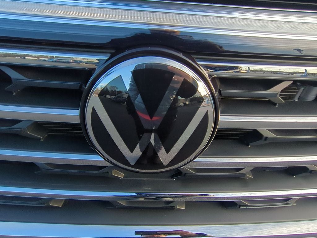 2025 Volkswagen Atlas 2.0T SE