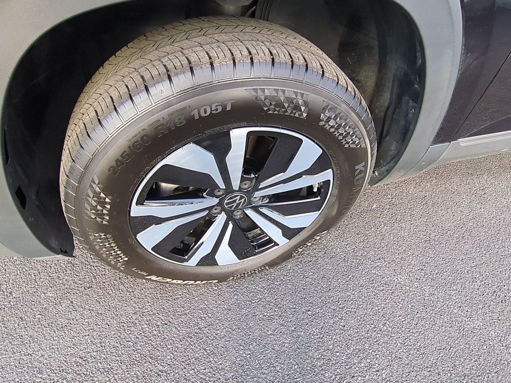 2025 Volkswagen Atlas 2.0T SE