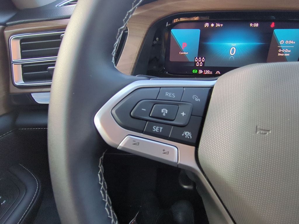 2025 Volkswagen Atlas 2.0T SE