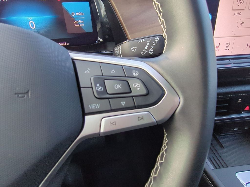 2025 Volkswagen Atlas 2.0T SE