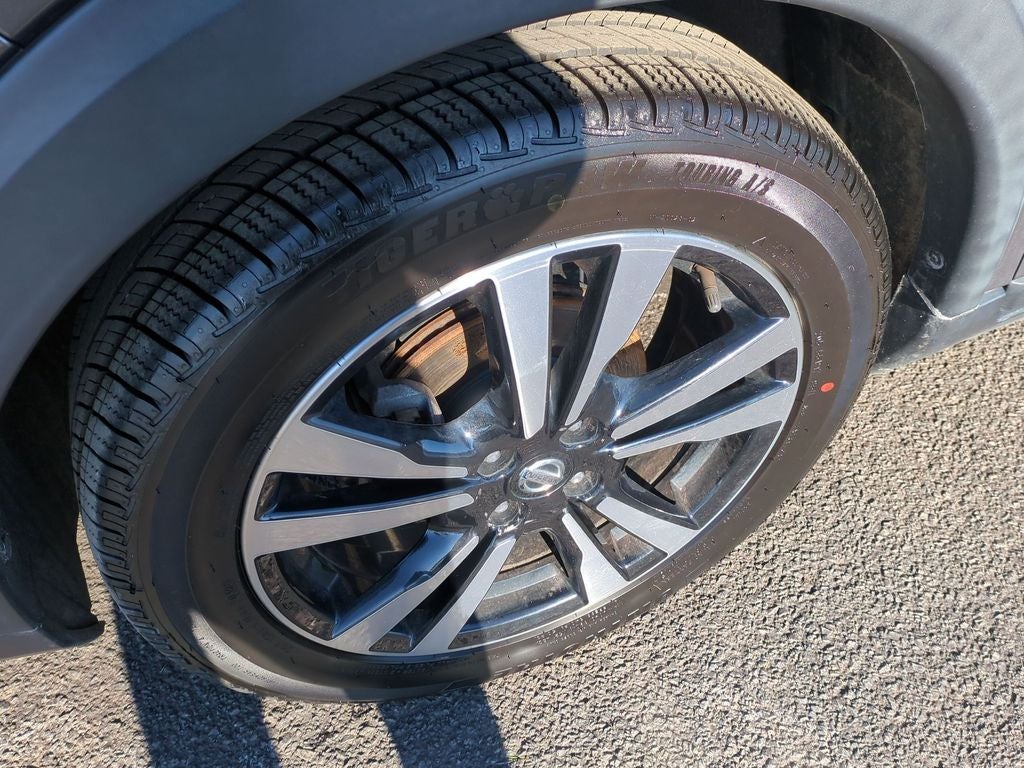 2020 Nissan Kicks SR