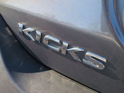 2020 Nissan Kicks SR