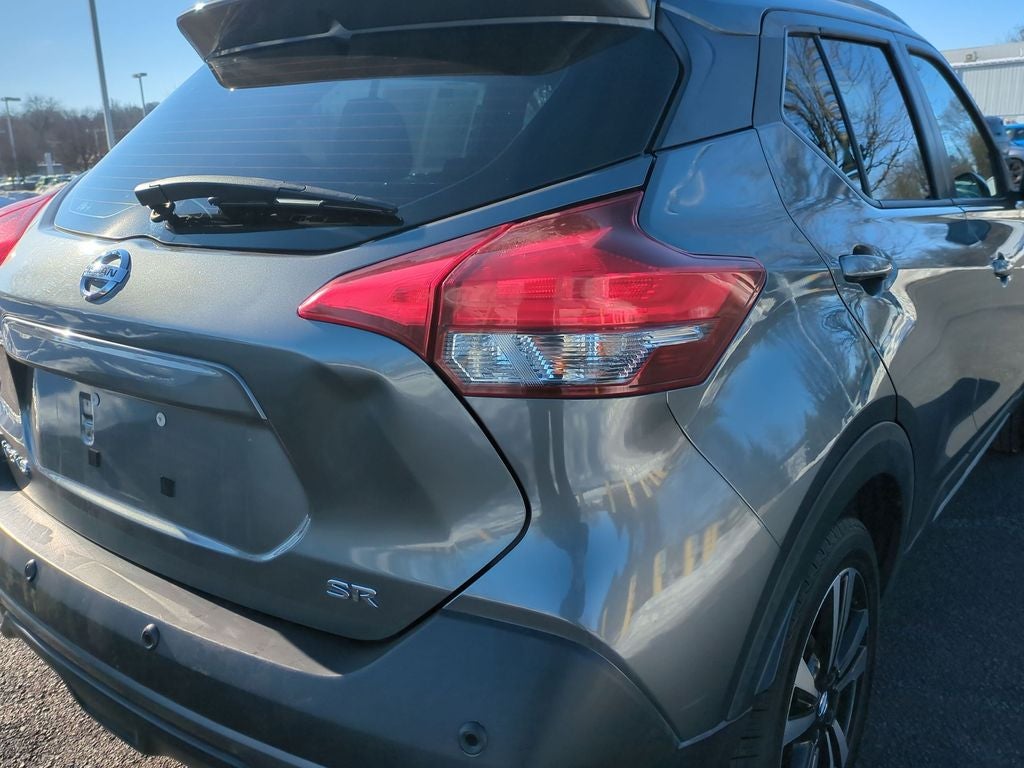 2020 Nissan Kicks SR