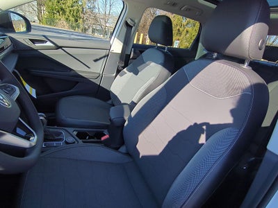 2026 Volkswagen Taos 1.5T SE Black