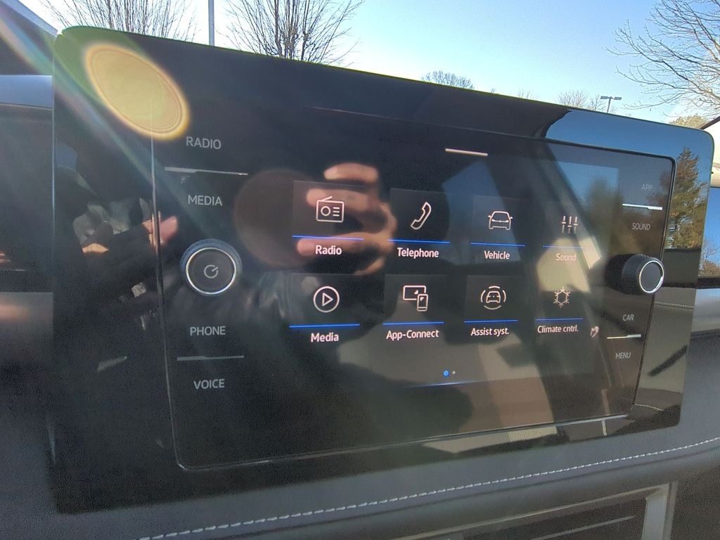 2026 Volkswagen Taos 1.5T SE Black