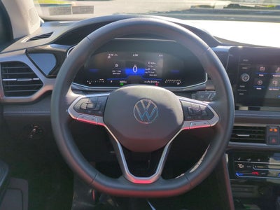 2025 Volkswagen Taos 1.5T SE Black