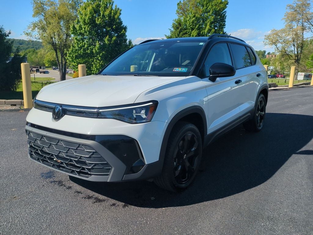 2025 Volkswagen Taos 1.5T SE Black