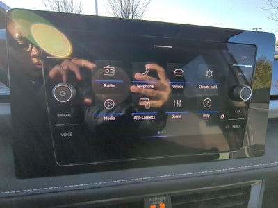 2026 Volkswagen Taos 1.5T SE Black