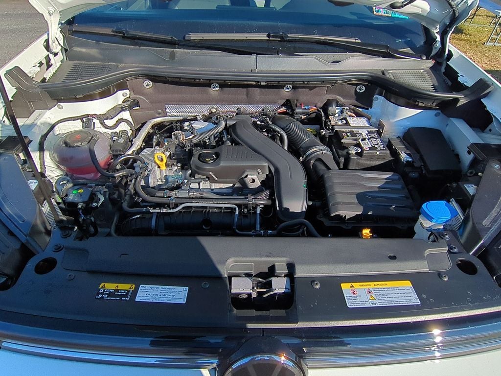 2026 Volkswagen Taos 1.5T SE Black