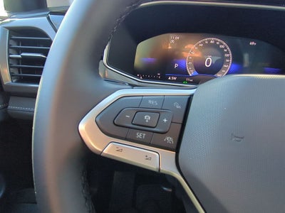 2026 Volkswagen Taos 1.5T SE Black