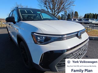 2026 Volkswagen Taos 1.5T SE Black