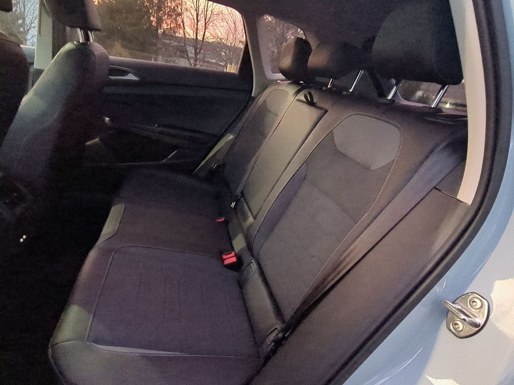 2026 Volkswagen Taos 1.5T SE Black