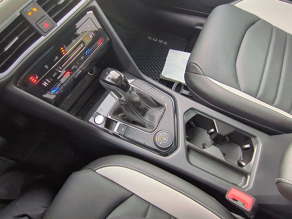 2026 Volkswagen Taos 1.5T SEL