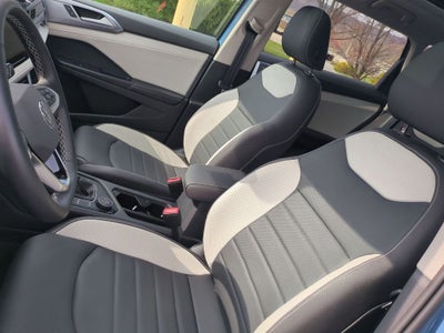 2025 Volkswagen Taos 1.5T SEL