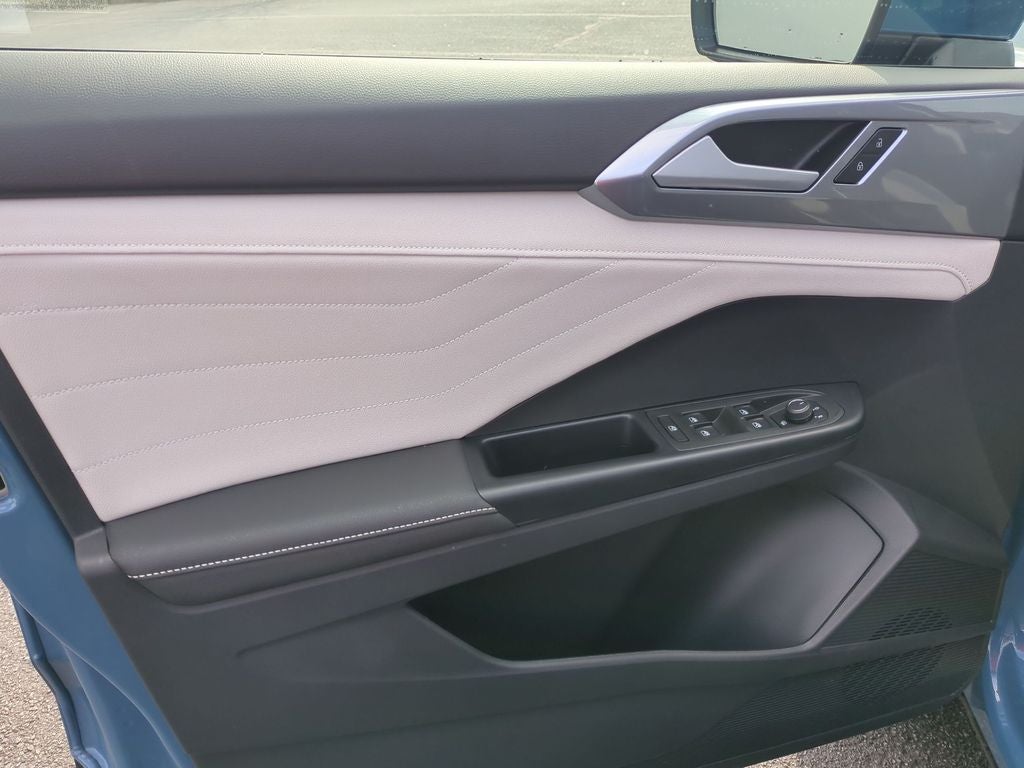 2025 Volkswagen Taos 1.5T SEL