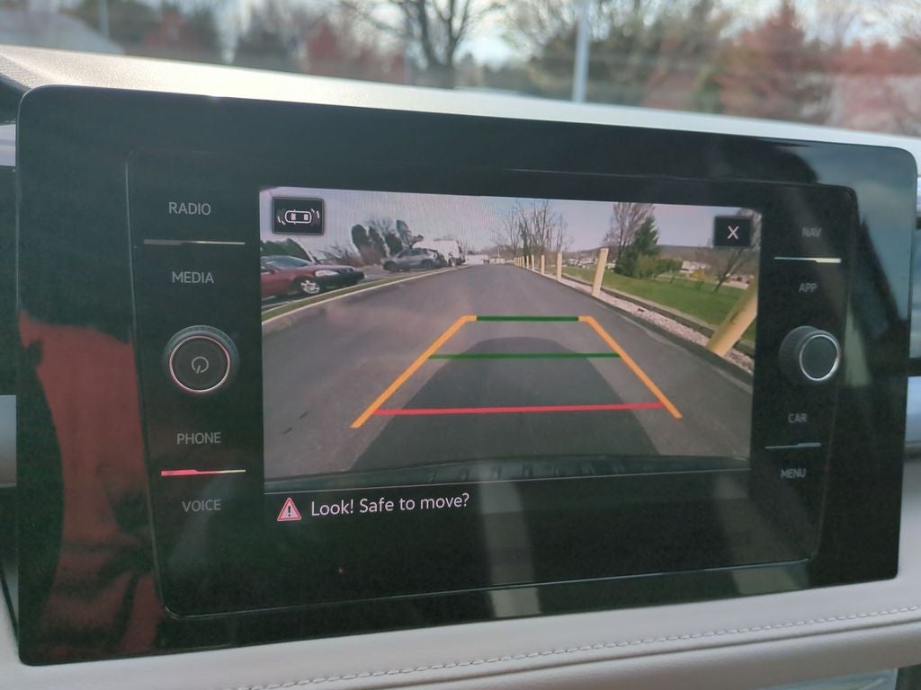 2025 Volkswagen Taos 1.5T SEL