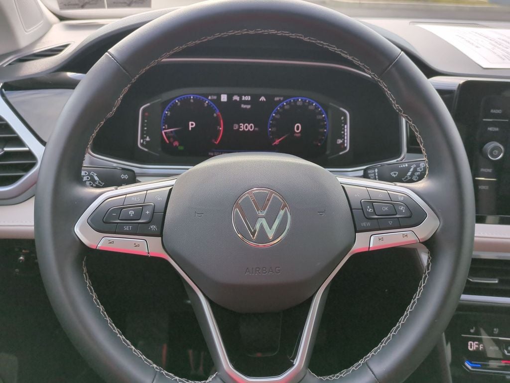 2025 Volkswagen Taos 1.5T SEL