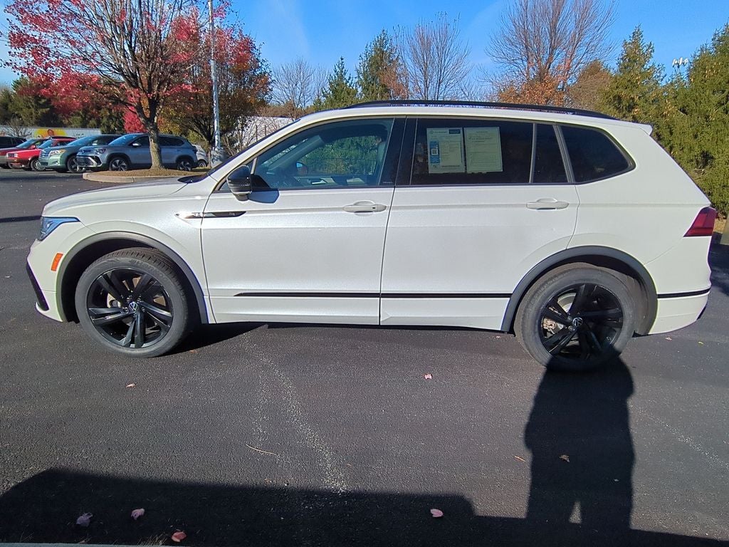 2023 Volkswagen Tiguan 2.0T SE R-Line Black