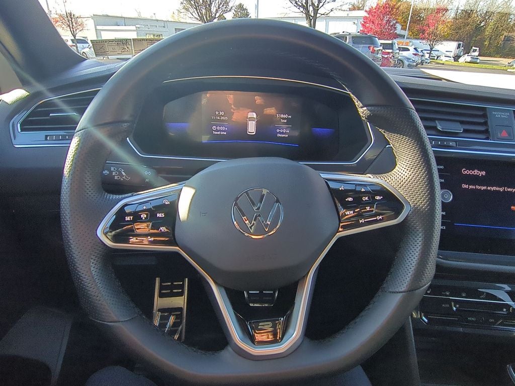 2023 Volkswagen Tiguan 2.0T SE R-Line Black