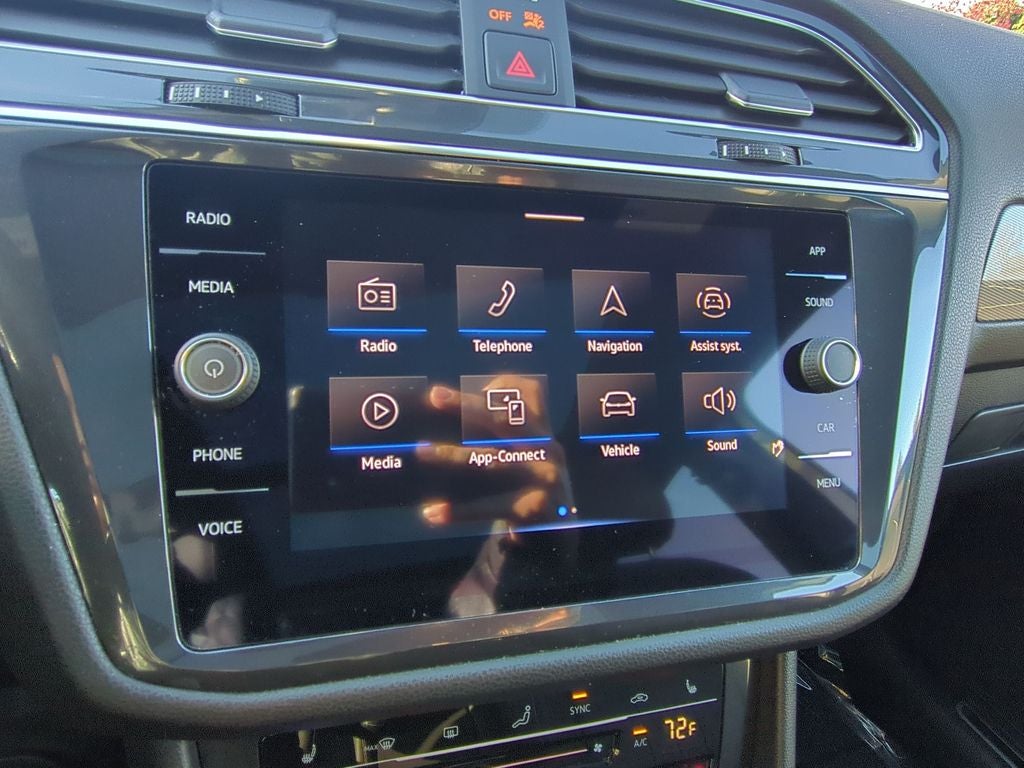 2023 Volkswagen Tiguan 2.0T SE R-Line Black