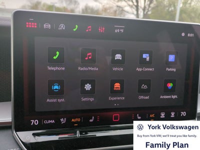 2026 Volkswagen Tiguan 2.0T SE R-Line Black