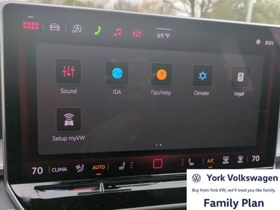 2026 Volkswagen Tiguan 2.0T SE R-Line Black