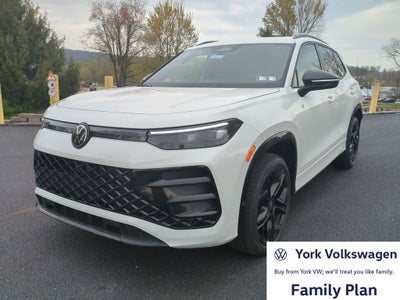 2026 Volkswagen Tiguan 2.0T SE R-Line Black